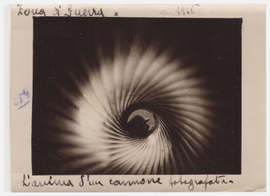 Fig.4. Enrico Barbera L'ANIMA DI UN CANNONE FOTOGRAFATA 1916