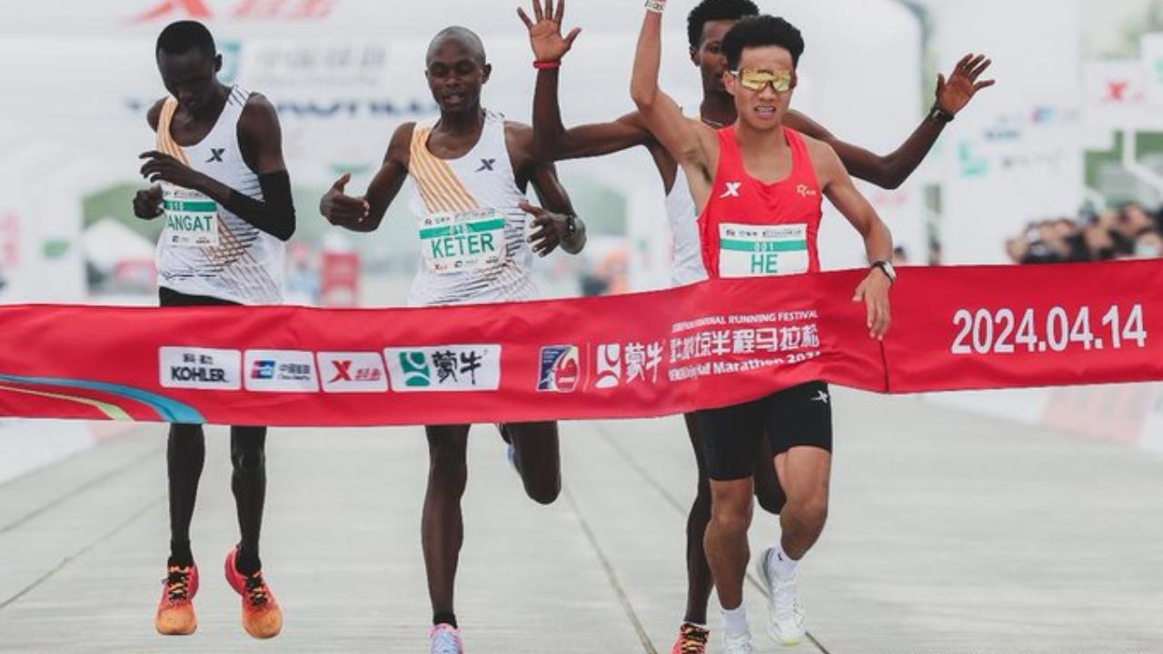 Maratoneta cinese lasciato vincere? Nessuna farsa, lo sport ormai è così